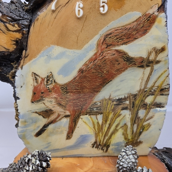 Vtg Wood Clock With Artwork Of Fox Running Pine Cones Rustic Cabin Western Works - Picture 11 of 13